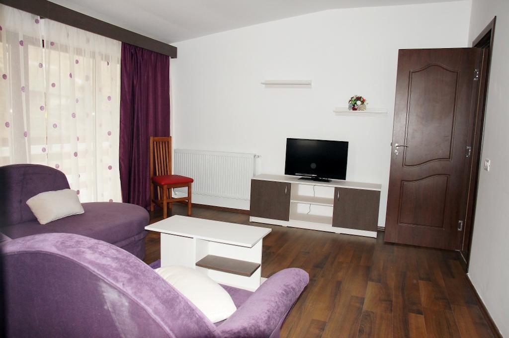 Pensiunea Daria Fundata Habitación foto